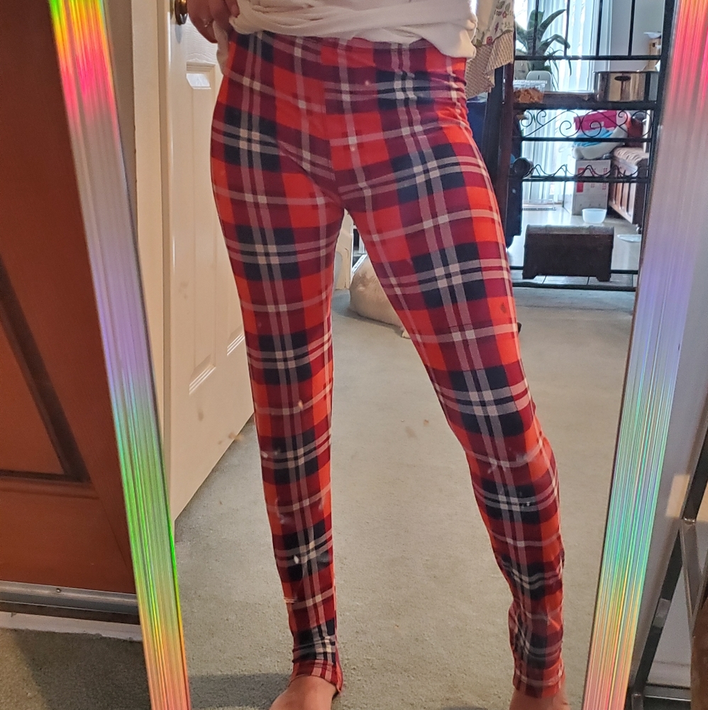 Soft plaid leggings